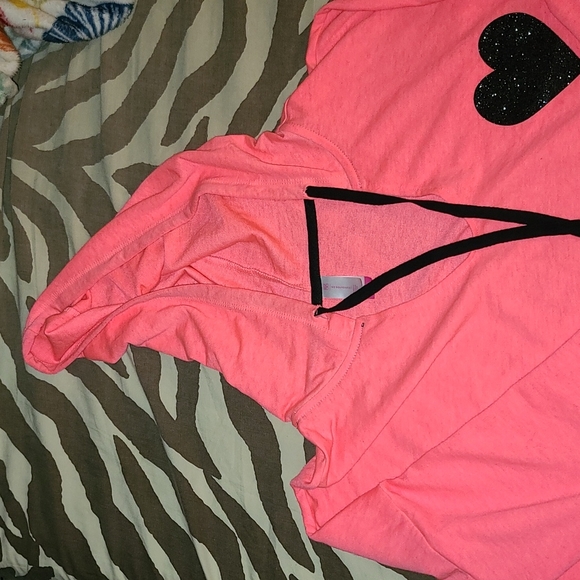 Cute pink tunic top with hood - Picture 2 of 6